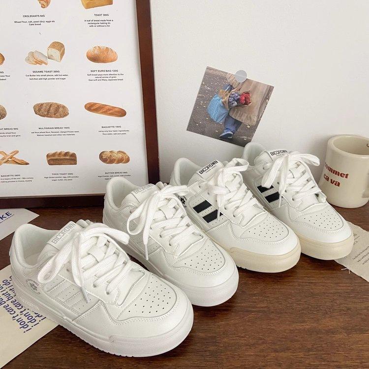 Hong Kong Style Little White Shoes Women's 2025 Autumn New Versatile Niche Design Versatile Platform Student Sports and Leisure Shoes