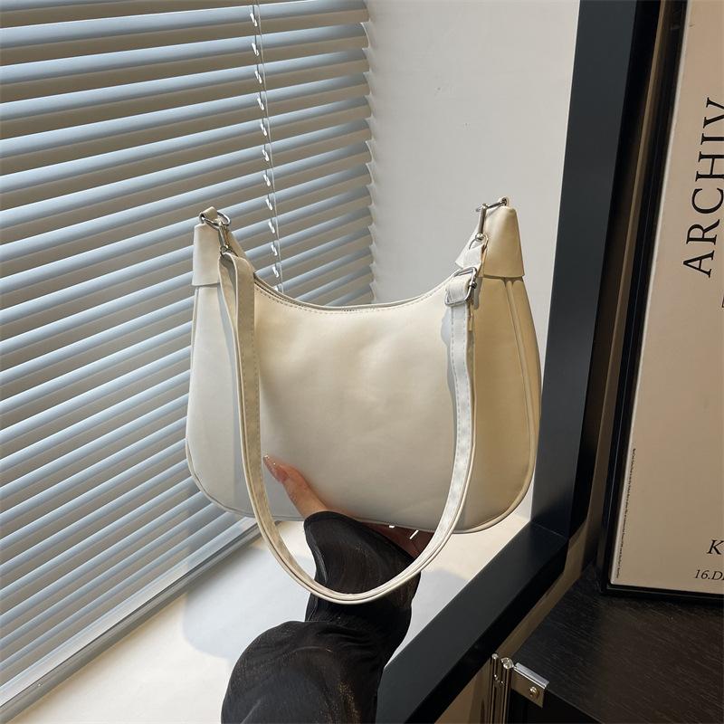 Niche retro texture underarm bag women's new fashionable versatile soft leather commuter single shoulder crossbody dumpling bag