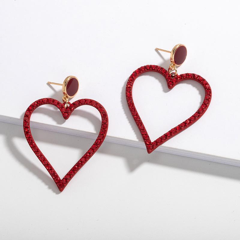 Trendy Heart Stud Earrings: Versatile Japanese-Korean Style for Women