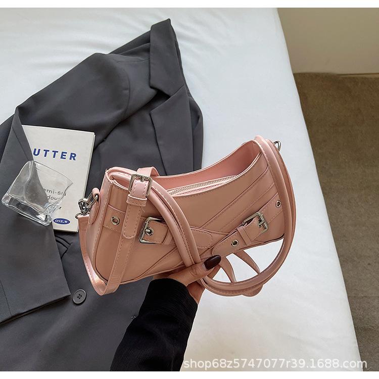 Fashionable high-end underarm bag women's 2025 autumn new motorcycle bag niche simple commuter shoulder bag