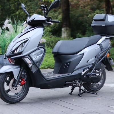 Thickened Carbon Steel Crash Bars for Suzuki UY125: Anti-Fall, Anti-Collision Motorcycle Protection