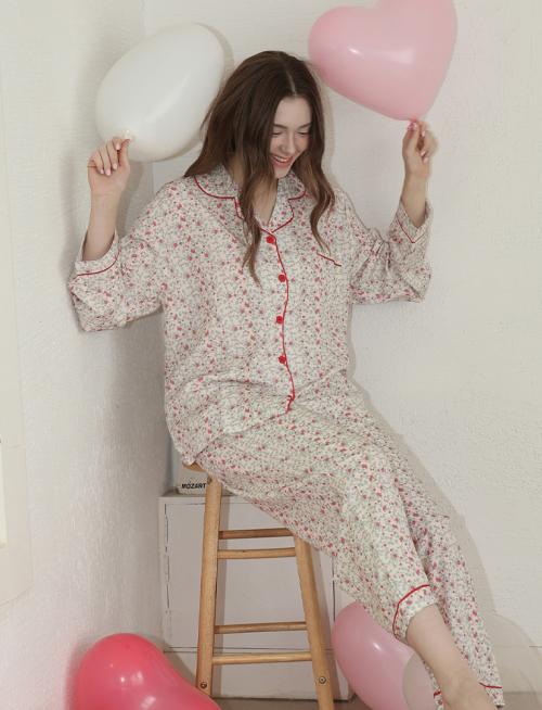 [Judyn] Vintage Floral Peach-Brushed Long Sleeve Pajama Top and Bottom Set [Shipped from Korea] 100% Authentic