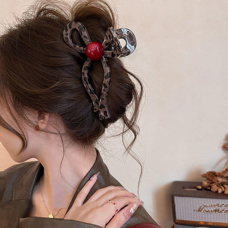 

Забавный цветной волнистый точечный зажим для волос в виде звезды, большой бант, заколка для волос в виде акулы, заколка для волос с высоким объемом для женщин 4