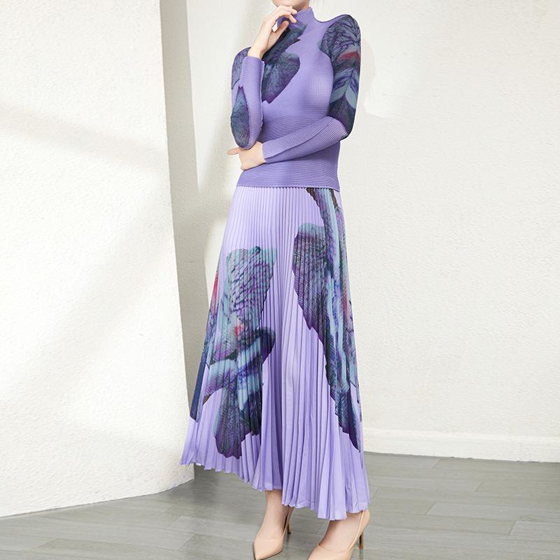 Trendy Women's Pleated T-shirt & Plus Size Midi Skirt Two-Piece Set