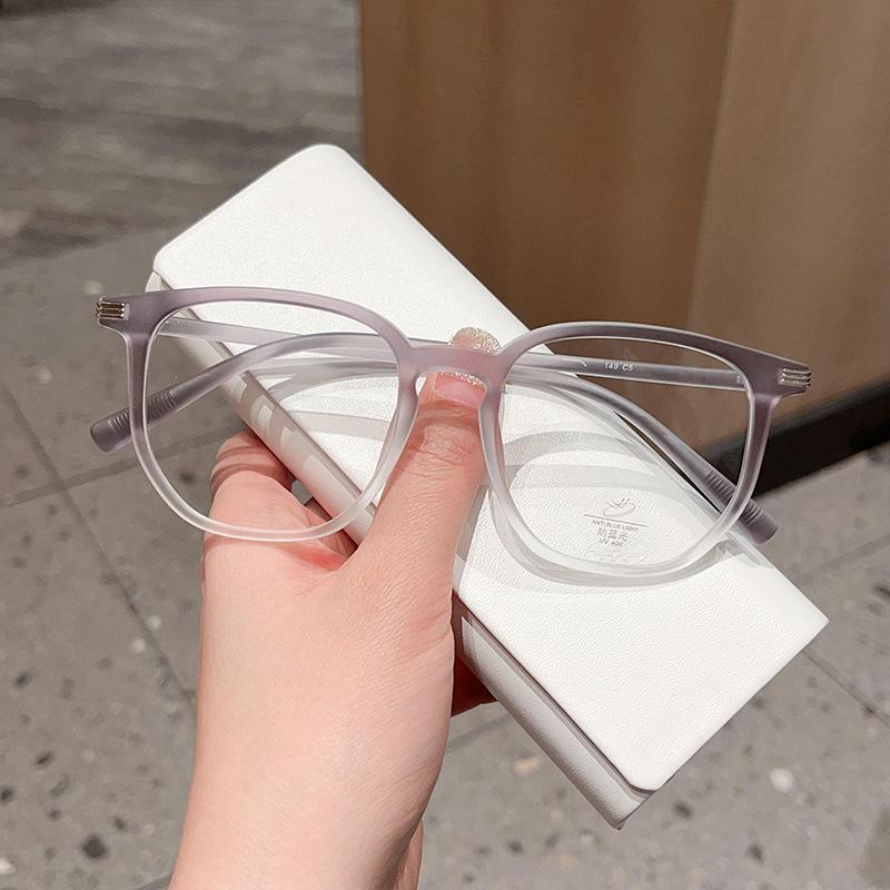 Armação de Óculos Retrô TR90 Preta Lisa Ultraleve de Celebridade da Internet, Oito Pessoas Podem Ser Equipadas com Armações de Óculos de Grau