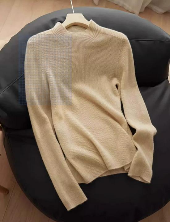 Women's Seamless Pure Wool Semi-High Neck Slimming Sweater - Autumn/Winter Base Layer
