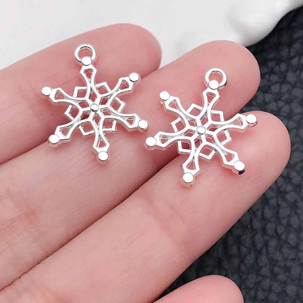 20-Piece Christmas Themed Bracelets: Silver Snowman, Santa Claus, Snowflake Pendants & Beads