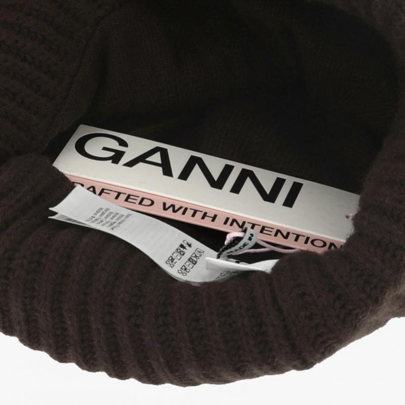 Ganni Structured Beanie With Logo Patch B3020019