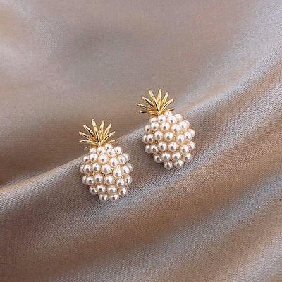 S925 Silver Pineapple Pearl Retro Earrings - High-End French Style, Trendy Silver Needle Design for Celebrities and Women