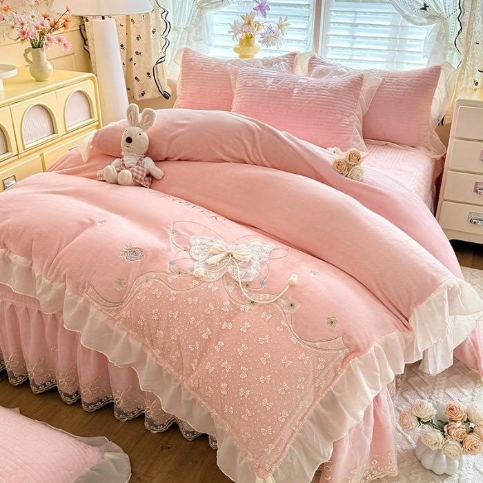 

Thickened Milk Fleece Bed Cover Four-Piece Double-Sided Fleece Quilt Cover Coral Fleece Thermal Lace Princess Lace Sheet 200 * 230Cm single quilt cover