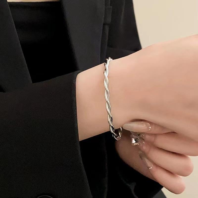 

Браслет Лист и Ветка: Роскошный, Уникальный Дизайн, Универсальный Браслет в Холодном Стиле