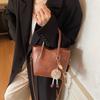 Fashion Portable Tote Bag Versatile Shoulder Women's Bag Premium Messenger Bag Casual Retro Bucket Bag