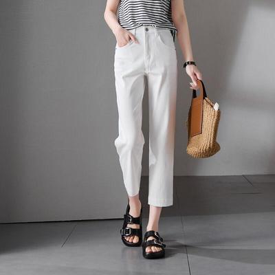 SOFSIL Women's White Cropped Straight-Leg Jeans