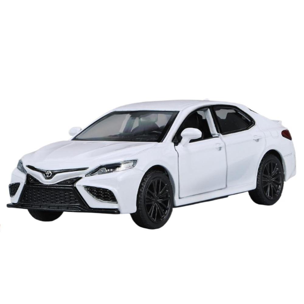 

1/36 Toyota Camry Металева модель машинки Diecasts & Іграшкові транспортні засоби Модель автомобіля Масштабна мініатюрна модель автомобіля білий
