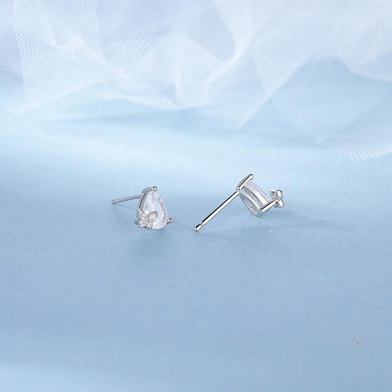 Exquisite Butterfly Water Drop Earrings for Women with High-end Versatile Design Niche Earrings