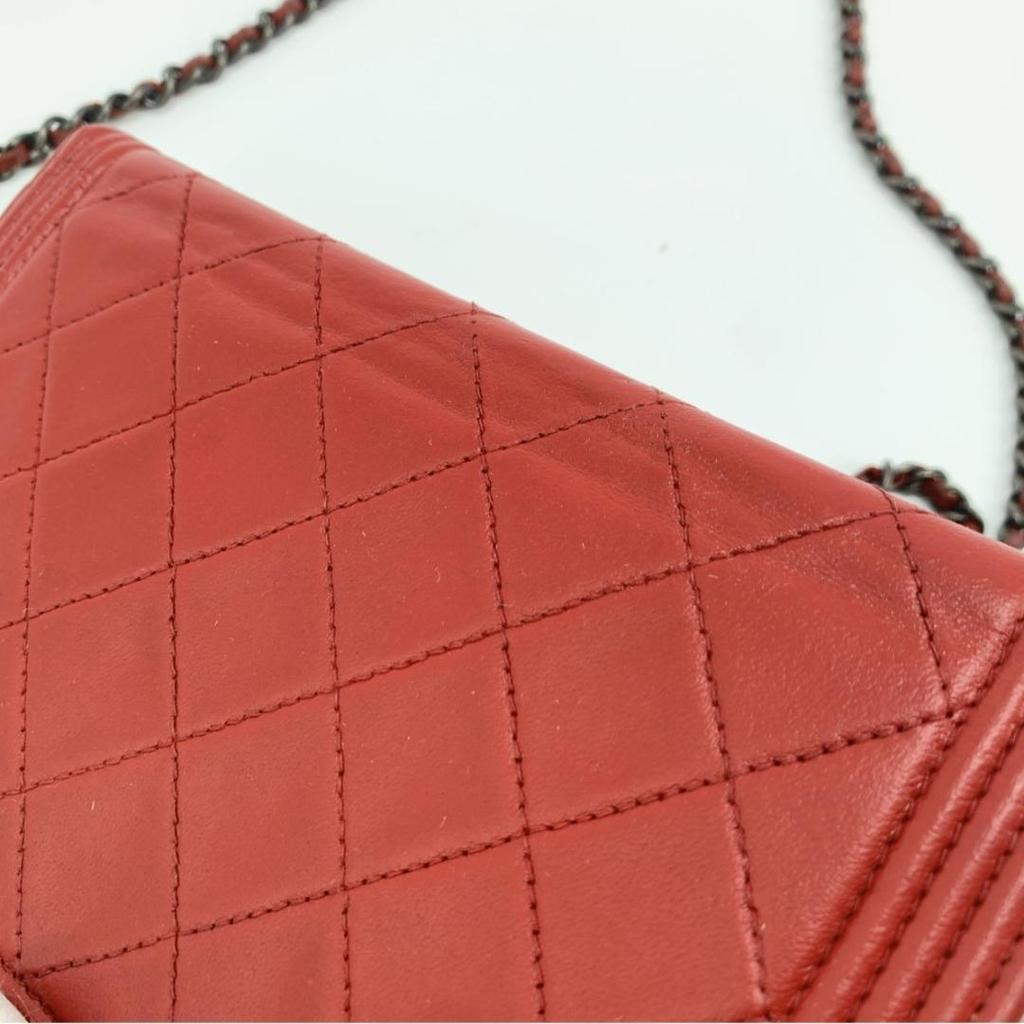 Boy CHANEL Chain Wallet Gunmetal Shoulder Clutch Bag Lambskin Red Women's Coco Mark Clasp