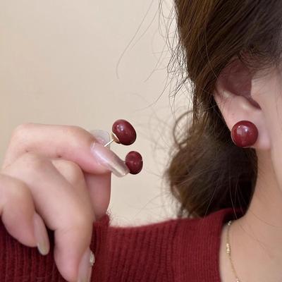 Ultra-white Red Bun Pearl Earrings Unique Retro Design Light Luxury Senior Sense Ear Hole-friendly Fashion Ear Jewelry