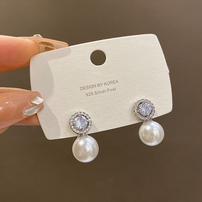 High-end zircon pearl earrings women s niche super flash earrings light luxury style ears