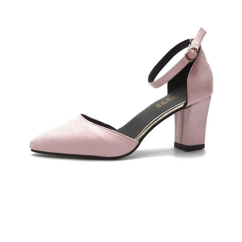 

Летние новые универсальные босоножки на среднем каблуке для женщин, корейская версия, толстый каблук, заостренный носок, туфли на высоком каблуке с одной пуговицей для женщин 34 розовый