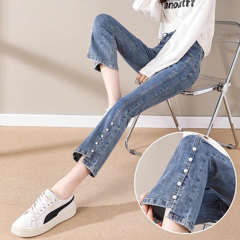 

Women s High-Waisted Retro Micro-Flare Jeans - Slimming, Split Style, Versatile Crop for Petite. XL 59-64 kg