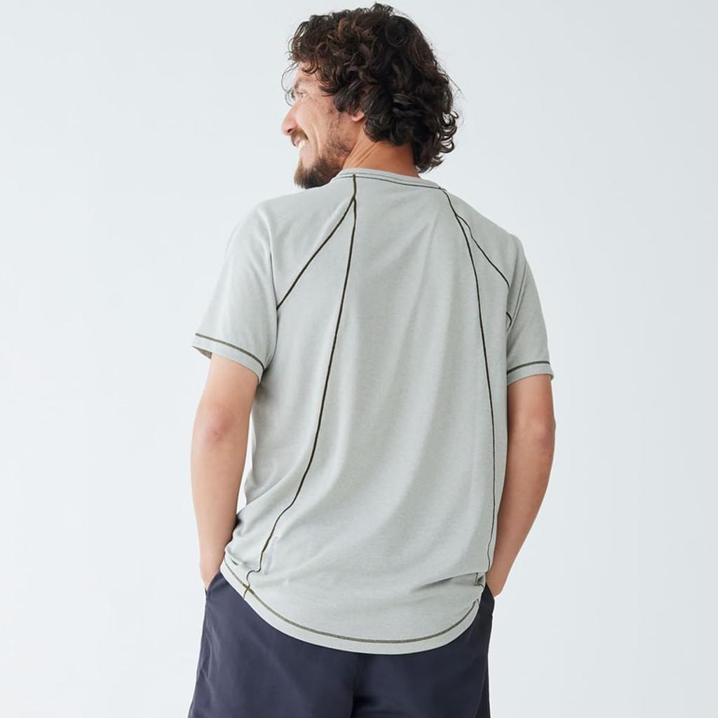 L.L.Bean Men's Quick-Dry Trail Tee, Short Sleeve, US Fit, Regular, Size Small, Platinum Gray, 1000030884