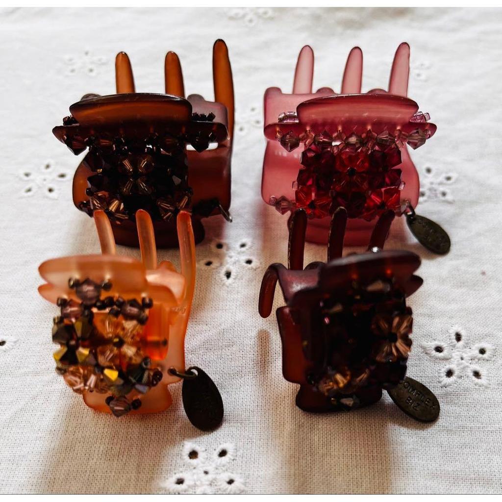 Used COMPLEX BIZ hair clip set of 4