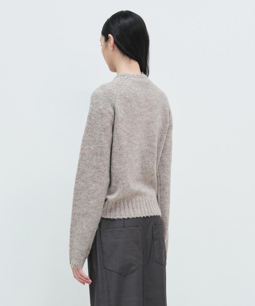 Yunse Curly Knit Pullover (Beige)