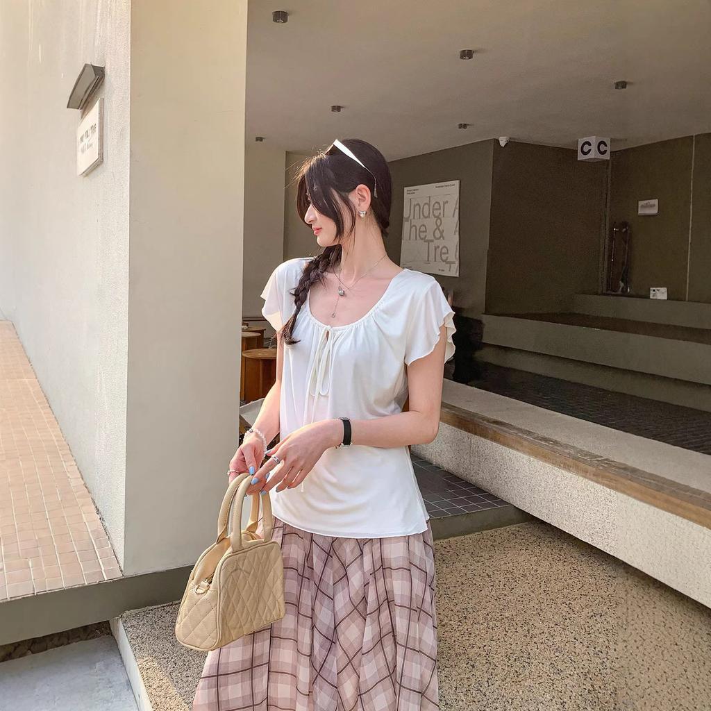 Gentle and relaxed vacation lace-up waist short-sleeved T-shirt women's summer new thin and versatile old money top