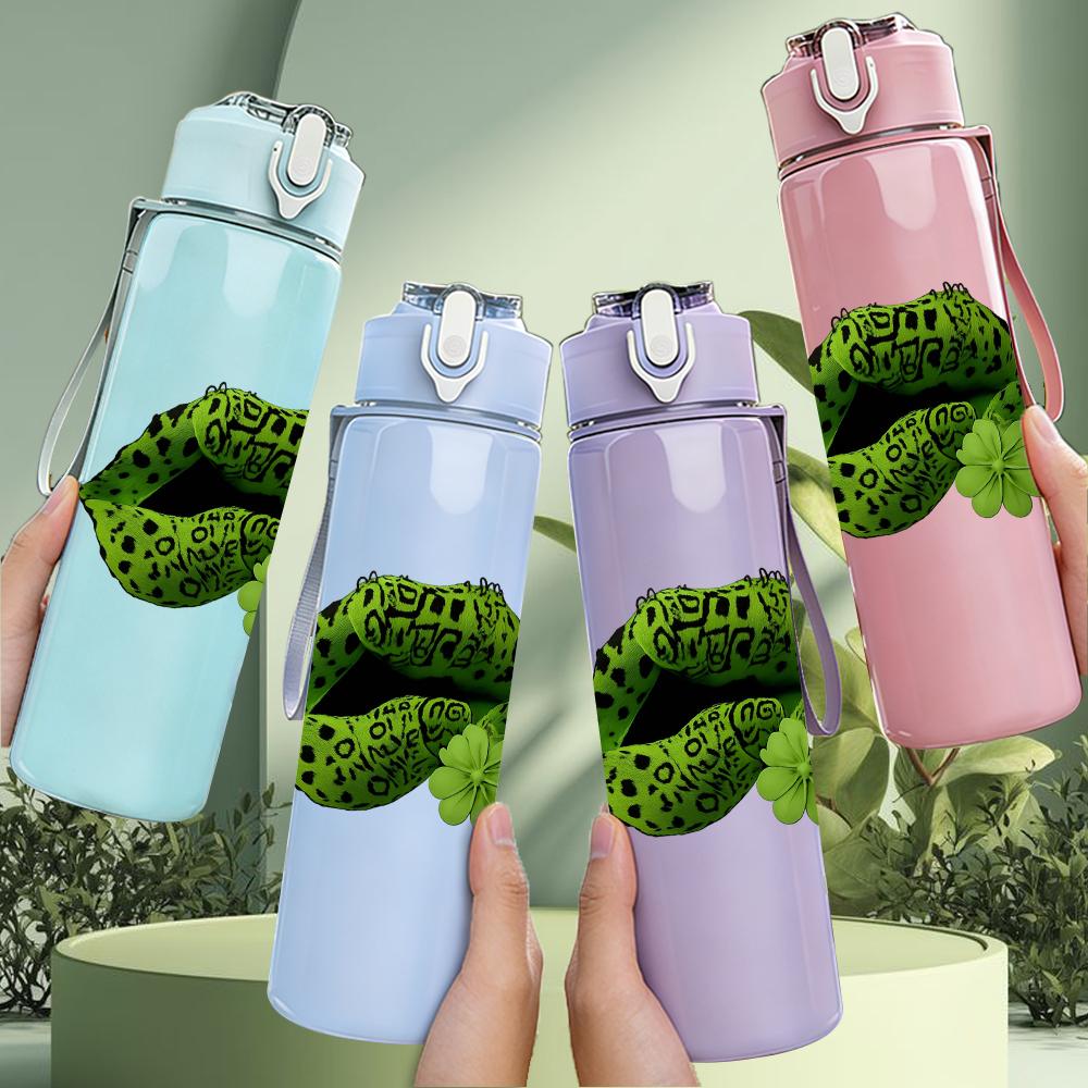 1PC Green Cactus Lips Graphic,750ml Color Plastic Sports Water Bottle,Leakproof Flip Straw Lid,Suitable for Sports Office Home Use