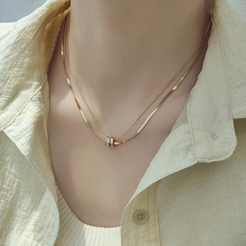 Cross Hot Selling Slim Waist Internet Celebrity Titanium Steel Double Layer Lucky Necklace - Colorfast Clavicle Chain for Versatile Style