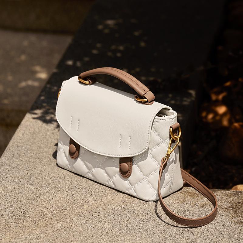

Casual Versatile Small Square Bag 2025 Autumn Winter New Fashion Design Single Shoulder Bag Genuine Leather Commuter Crossbody Bag Upper Width24CM*Lower Wid бежевый