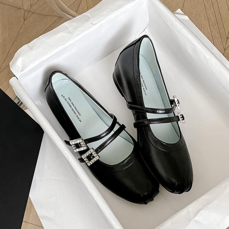 

New non-slip beef tendon sole single shoes women s round head low heel sheepskin women s shoes comfortable and fashionable square heel four season 39 чёрный