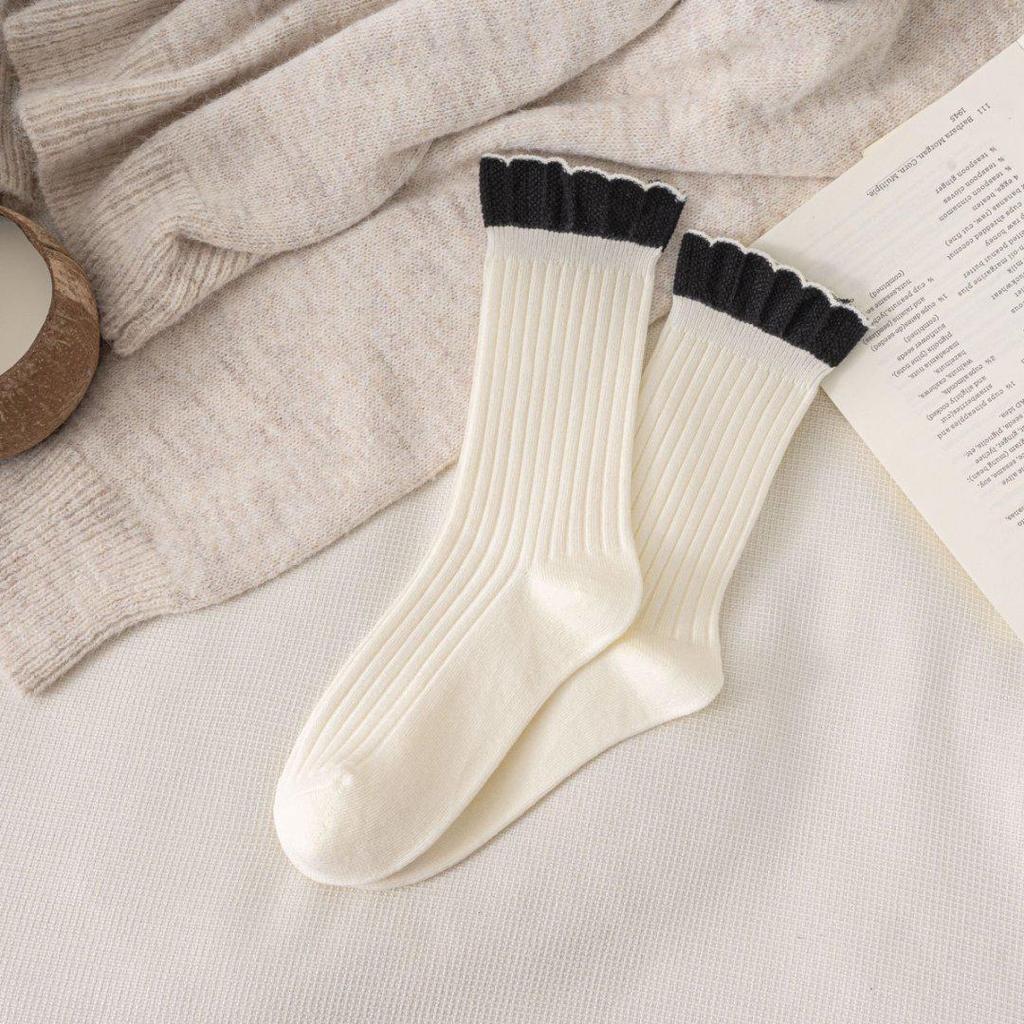 Women's Mid-Calf Lace Socks - Cute, Slouchy, Japanese School Style, Combed Cotton for Autumn/Winter.