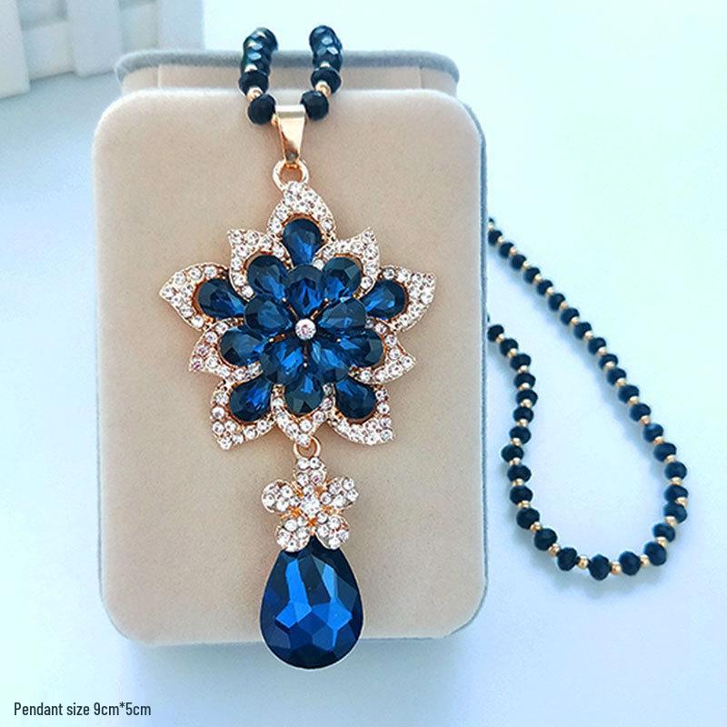 Damen Lange Blumen-Anhänger-Halskette - Elegante Wassertropfen-Pulloverkette für Herbst/Winter