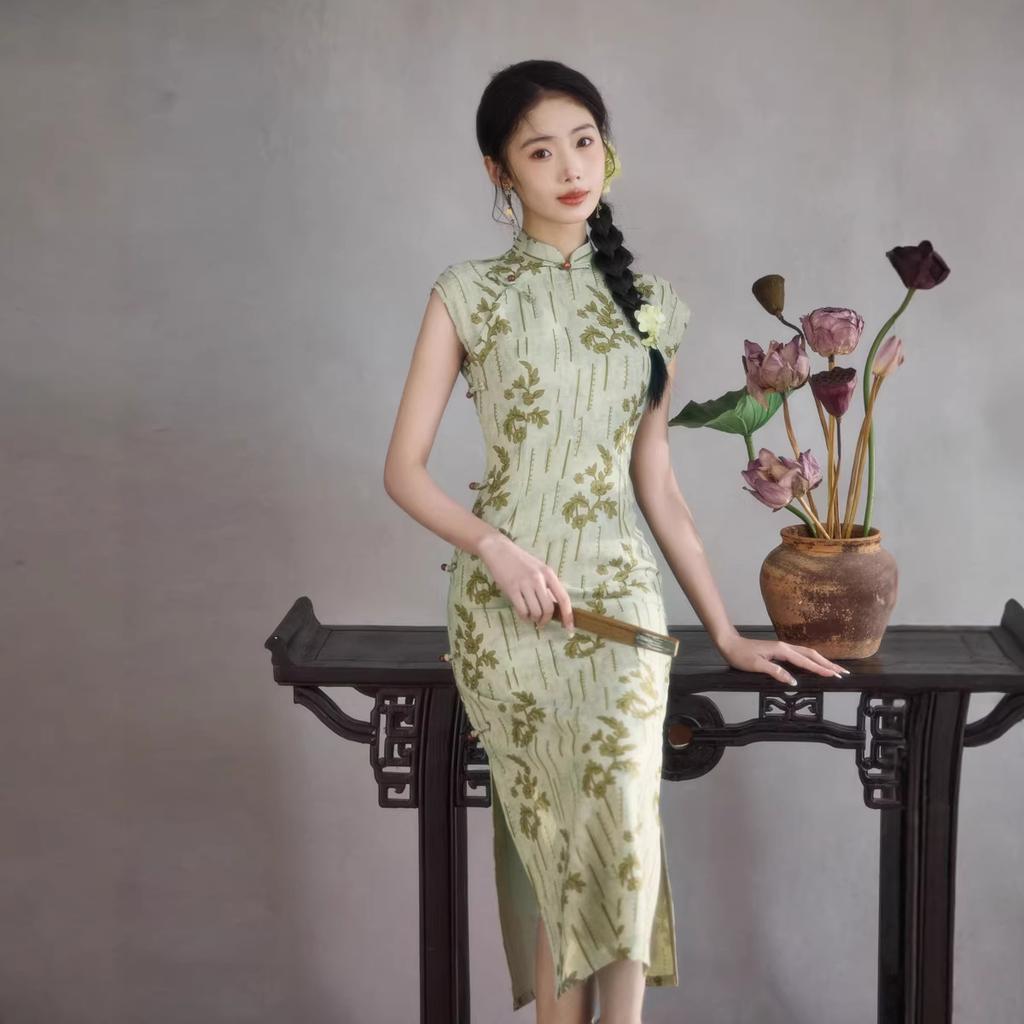 New Chinese style young light green cheongsam green leaf print 1011 summer daily girly dress