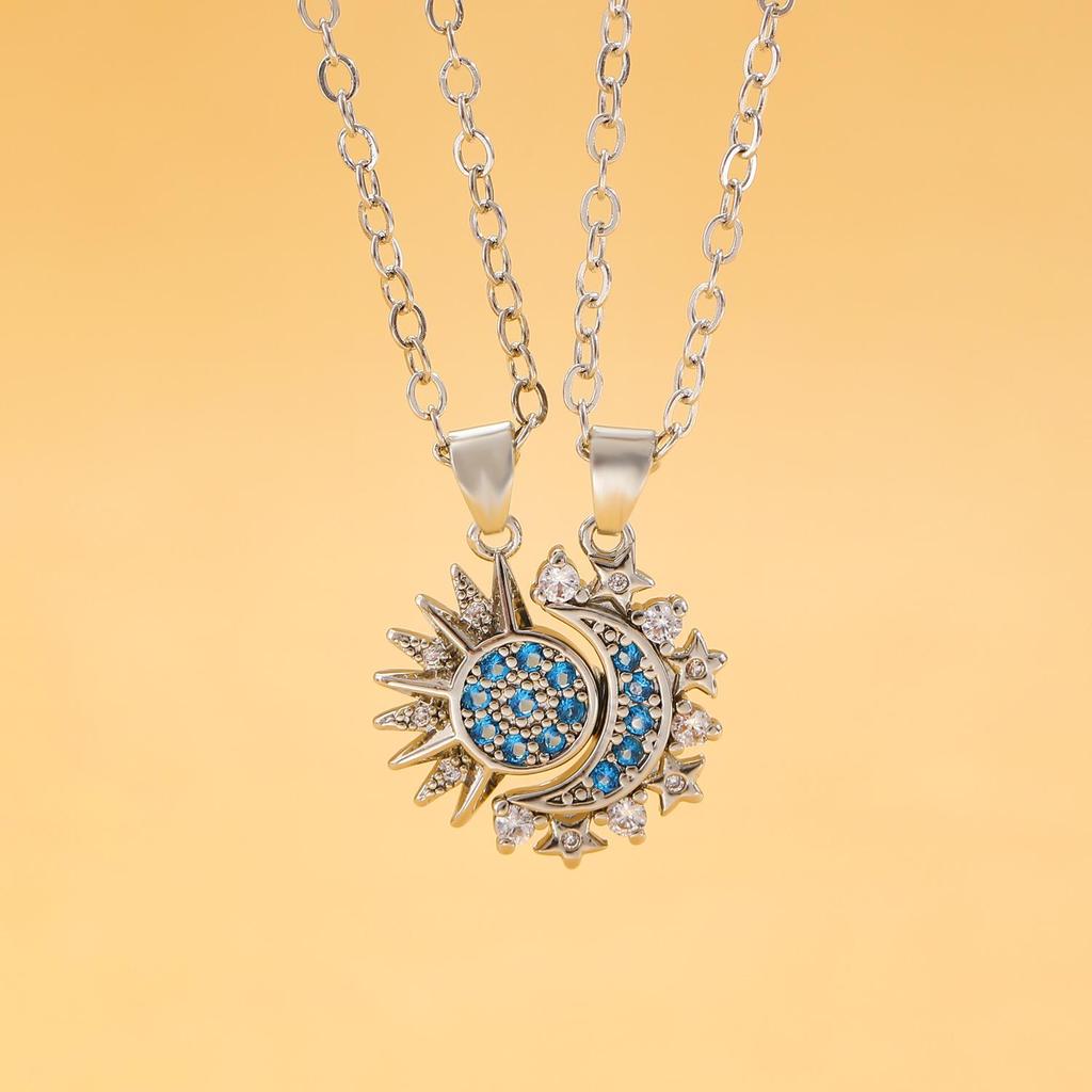 Magnetic Sun and Moon Couple Necklace – Stylish, Versatile Gift for Best Friends