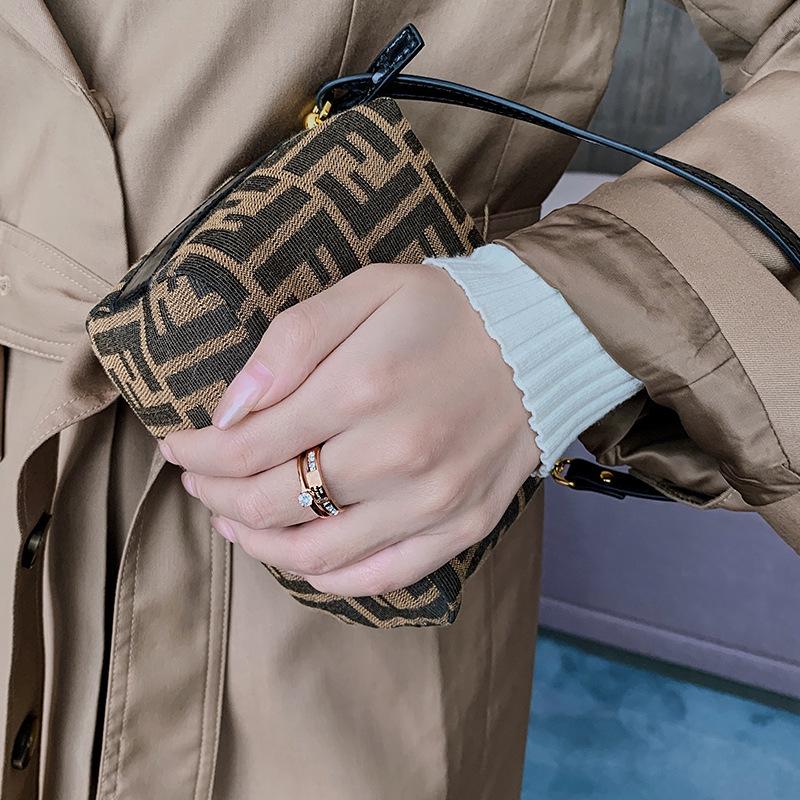 Eleganter Titanstahl Doppelreihen Zirkonring für Damen - Nicht verstellbar, Luxuriöses Mode-Accessoire