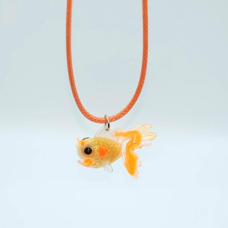Y2K Resin Goldfish Pendant Necklace for Women Fashion Egirl Punk Clavicle Chain Fashion Jewelry Valentines Day Gifts