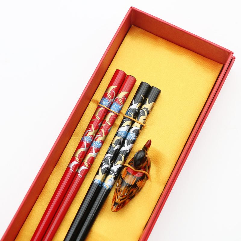 Dragon Pattern Wooden Chopsticks - Ideal for Business, Weddings, Travel, and Special Occasions