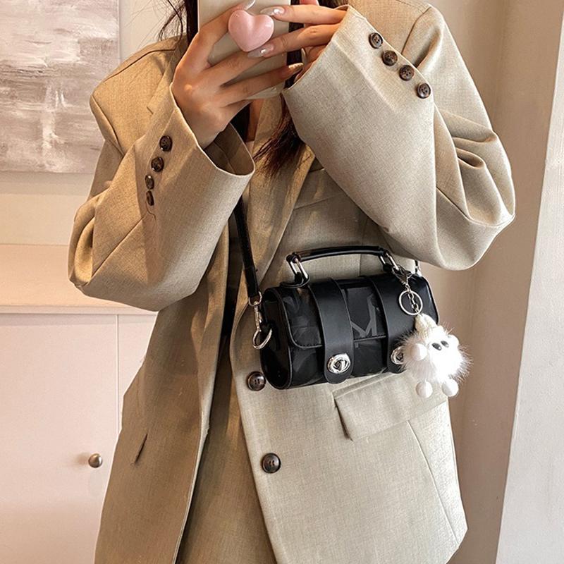 This Year's Popular Bags for Women 2024 Spring and Summer New High-end Portable Small Square Bags Trendy Versatile Shoulder Bags