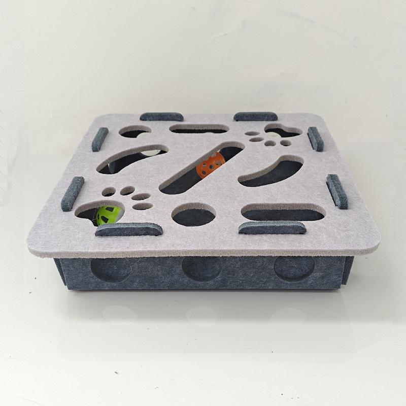 

Игрушка-пазл для кошки: Коробка-лабиринт для снятия скуки с шариком-колокольчиком Includes 2 Bell Balls