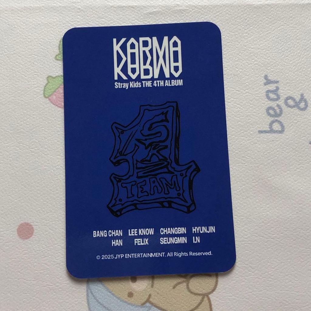 [USED] Stray Kids Hyunjin Pop-Up Uniform Karma Trading Card