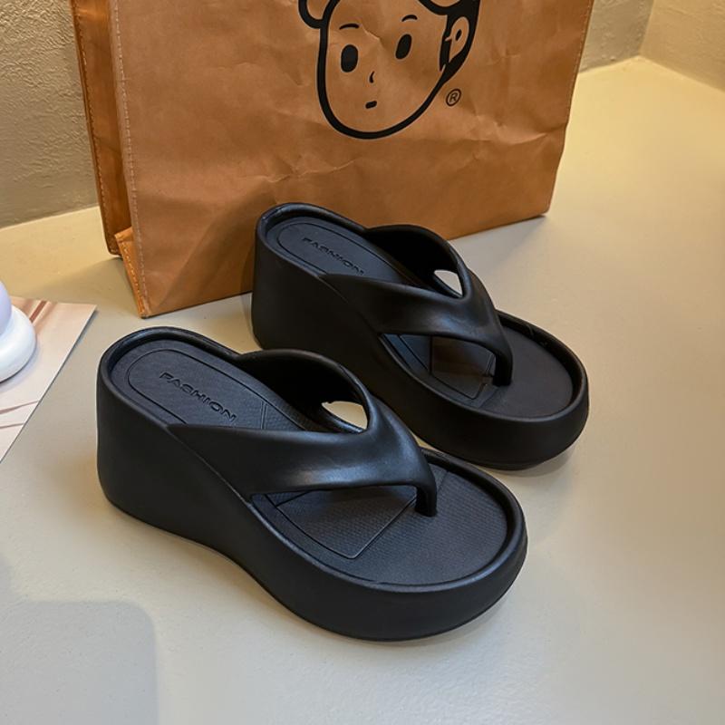 Sommer Einzigartige modische Flip-Flops mit dicken Sohlen Lässige rutschfeste Sandalen im koreanischen Stil Hochwertige EVA-Outdoor-Hausschuhe