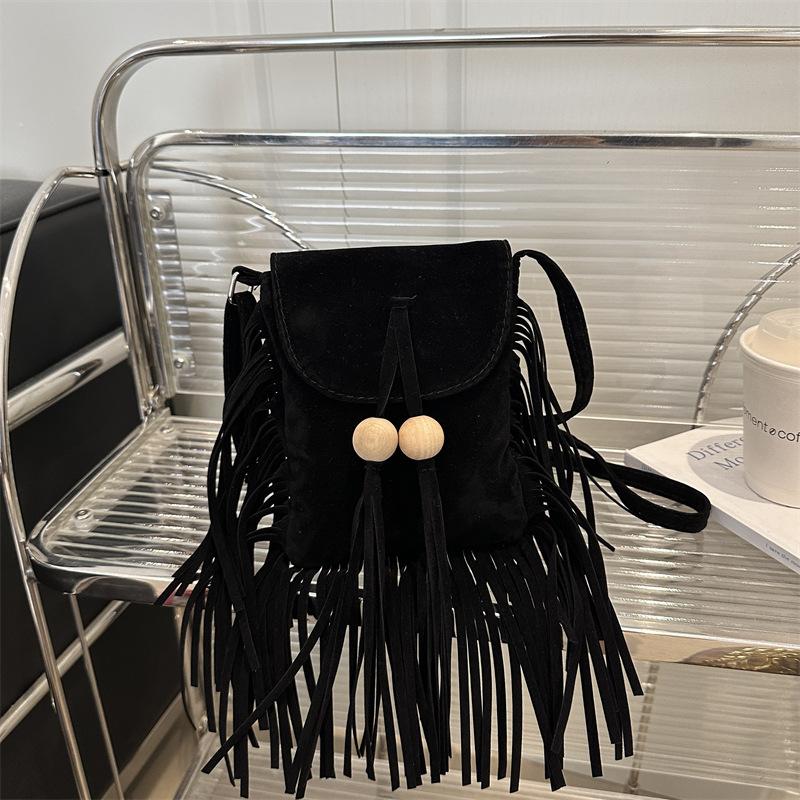 New bag, fringed bag, shoulder bag, women's retro women's bag, messenger bag, mobile phone bag.