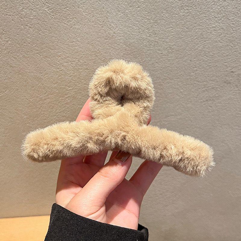Soft Milk Coffee Color Series Imitation Fur Rabbit Fur Back Head Updo Hair Claw Warm Large Plush Shark Clip Barrettes Hair Claws