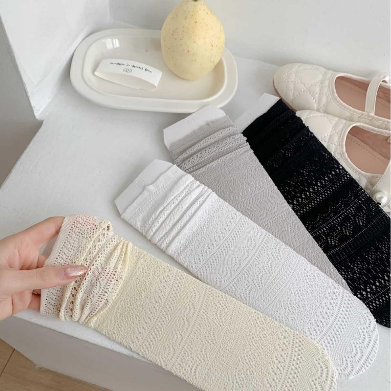 Female Spring and Summer Pure Color Lace Hollow Mesh Breathable Sweet All Build In Tube Socks