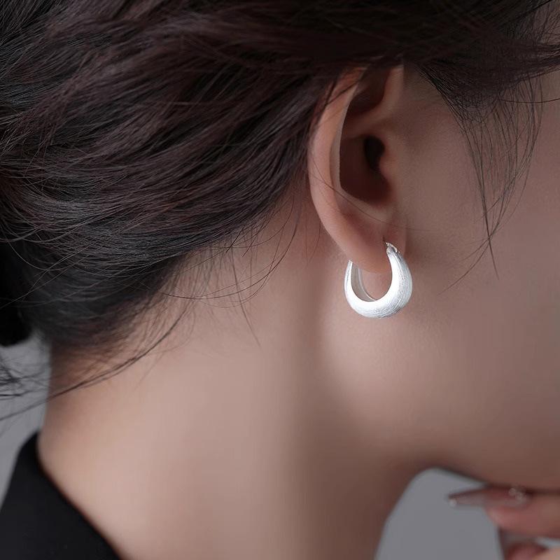 Frosted Vein Circle Earrings Women's Niche Minimalist Vintage Personality Design Elegant Lightweight Minimalist Hoop Jewelry