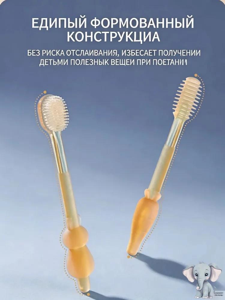Silicone brush for teeth and tongue of newborns