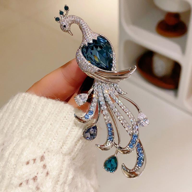 1Pcs Exquisite Peacock Rhinestone Brooch For Women Clothing Coat Accessories Gifts