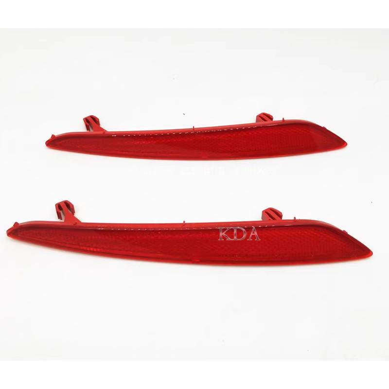 Auto Rear Bumper Reflector Warning Light Strip Cover Bar for VW Scirocco 2009 2010 2011 2012 2013 2014 1K8945105 1K8945106